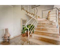 MODERNO Y LUMINOSO CHALET UNIFAMILIAR EN UNA ZONA TRANQUILA DE PALMA