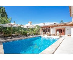 CHALET PIEDRA DE ALTAS CALIDADES EN ES CAPDELLÀ CON PISCINA Y VISTAS A LA MONTAÑA