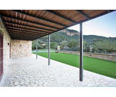 FANTÁSTICA VILLA DE LUJO CON CASA DE INVITADOS Y VISTAS AL MAR EN ESTELLENCS
