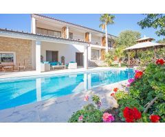 EXTRAORDINARIA Y PRIVADA VILLA EN CALVIA PUEBLO EN UBICACIÓN PRIVILEGIADA