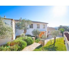 EXTRAORDINARIA Y PRIVADA VILLA EN CALVIA PUEBLO EN UBICACIÓN PRIVILEGIADA