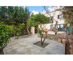 ENCANTADORA CASA DE PUEBLO EN CALVIA CENTRO CON VISTAS DESPEJADAS