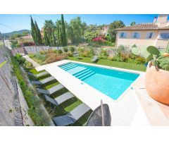 FANTÁSTICA Y ACOGEDORA CASA DE PUEBLO INDEPENDIENTE COMPLETAMENTE REFORMADA CON JACUZZI Y PISCINA