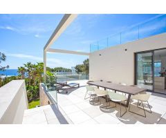 VILLA DE LUJO CONTEMPORÁNEA DE NUEVA CONSTRUCCIÓN EN NOVA SANTA PONSA