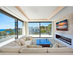 VILLA DE LUJO CONTEMPORÁNEA DE NUEVA CONSTRUCCIÓN EN NOVA SANTA PONSA