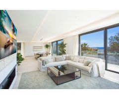 VILLA DE LUJO CONTEMPORÁNEA DE NUEVA CONSTRUCCIÓN EN NOVA SANTA PONSA