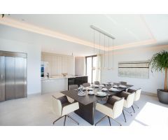 VILLA DE LUJO CONTEMPORÁNEA DE NUEVA CONSTRUCCIÓN EN NOVA SANTA PONSA