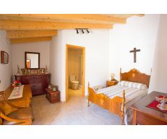 CASA DE PUEBLO DE PIEDRA CON VISTAS A LA MONTAÑA EN ES CAPDELLA