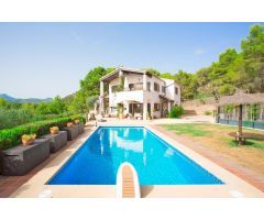 ENCANTADORA FINCA MEDITERRANEA EN LAS FUERAS DE CALVIA CON VISTAS DESPEJADAS Y GRAN PRIVACIDAD