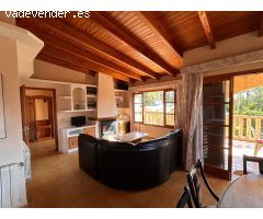 FANTÁSTICO CHALET CON GRAN POTENCIAL EN COSTA DE LA CALMA