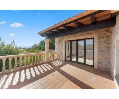 EXCLUSIVO CHALET INDEPENDIENTE PARA ALQUILAR EN EL PINTORESCO PUEBLO DE CALVIA