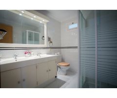 MODERNO Y LUMINOSO CHALET UNIFAMILIAR EN UNA ZONA TRANQUILA DE PALMA