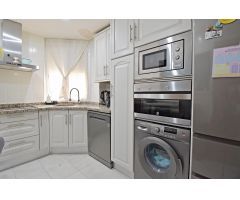 Encantadora Vivienda de 3 Dormitorios en Urbanización cerrada