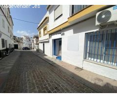 LOCAL COMERCIAL CON 166M2 EN RENTABILIDAD