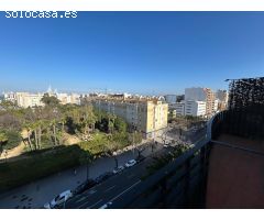 Piso señorial en plena avenida de Andalucía + garaje opcional con trastero