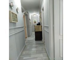 Magnífico piso en una de las mejores zonas de la Avenida principal de Cádiz