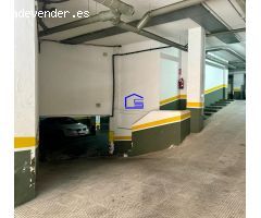 Dos plazas de garaje colindantes en calle Adelfas