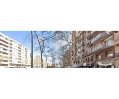 Piso con inquilino en venta en Gran Vía de les Corts Catalanes