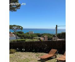 Chalet reformado con vistas al mar