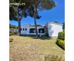 Chalet reformado con vistas al mar
