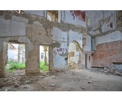 AMPLIA CASA PALACIO A REHABILITAR EN EL CENTRO DE JEREZ