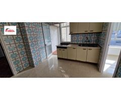 SE VENDE AMPLIO PISO EN EL CENTRO DE JEREZ