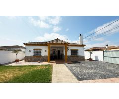 Chalet luminoso y listo para entrar a vivir en Pago del Humo