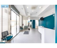 LOCAL COMERCIAL JUNTO AL CAMPUS DE LA SALUD