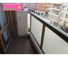 DUPLEX CON TRES DORMITORIOS DOBLES, DOS SALONES, COCINA , DOS BAÑOS Y DOS TERRAZAS