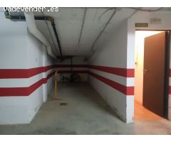 Garaje cómodo y seguro con elevador automático
