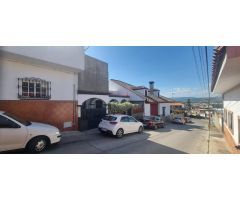 VIVE LA AUTENTICIDAD DE UNA CASA DE PUEBLO EN LA GRANJA – ALGECIRAS