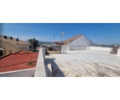 VIVE LA AUTENTICIDAD DE UNA CASA DE PUEBLO EN LA GRANJA – ALGECIRAS