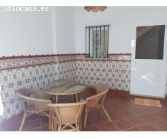 ESTUPENDO ADOSADO EN LAS CANTERAS.