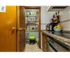 Local comercial con vivienda en zona de gran afluencia