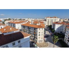 Piso en venta en Torres de Córdoba de 4 dormitorios y 2 baños