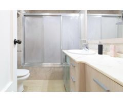 4 Dormitorios, 2 baños y Terraza Privada  XXXL tu HOGAR.