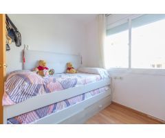 HOGAR DE 3 DORMITORIOS, SEMINUEVO REFORMADO, PARKING DIRECTO .EN CAN GUARDIOLA