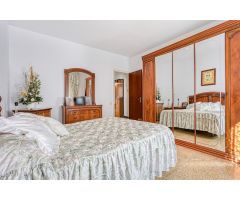 Gran casa en venda a Vilanova del Camí, orientada a sud i amb totes les comoditats!