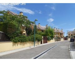 CHALET ADOSADO EN VENTA