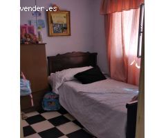 SE VENDE AMPLIA CASA CON BUHARDILLA EN CAZALLA DE LA SIERRA