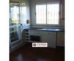 ADOSADA CON ZONAS COMUNES EN URB. EL ANCLA- AGOSTO