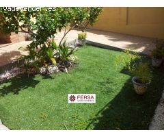 ADOSADA CON ZONAS COMUNES EN URB. EL ANCLA- AGOSTO