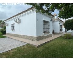 Chalet de 3 dormitorios con piscina en Palillejo