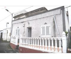 CASA EN EL TANQUE A REFORMAR