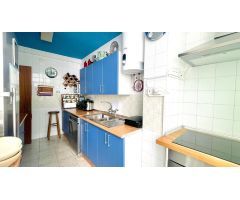 SE VENDE AMPLIO PISO DE 145 M2 EN EL CORAZON DE JEREZ.