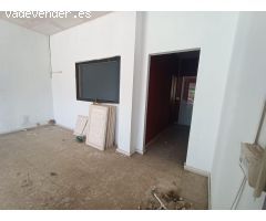 Local comercial a reformar