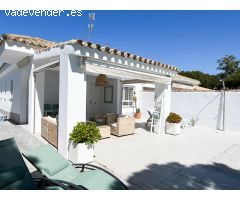 Chalet pareado con piscina a 800 metros de la playa La Barrosa