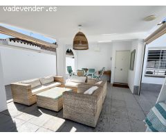 Chalet pareado con piscina a 800 metros de la playa La Barrosa