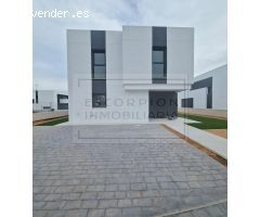 Chalet de obra nueva en ALQUILER en Torre en Conill