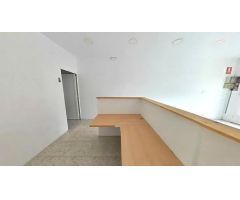 Se vende local en Barcelona